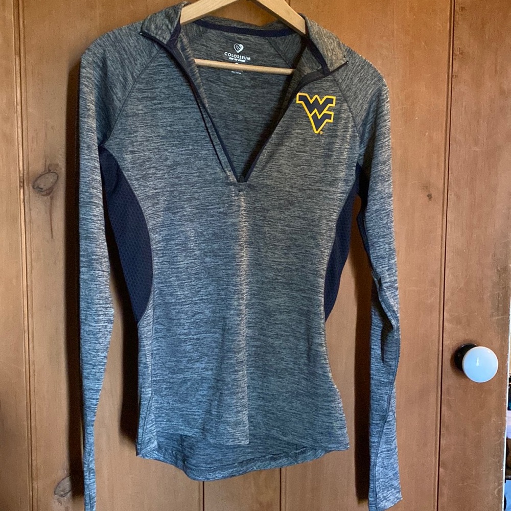 NWOT WV 1/4 zip shirt. Lightweight